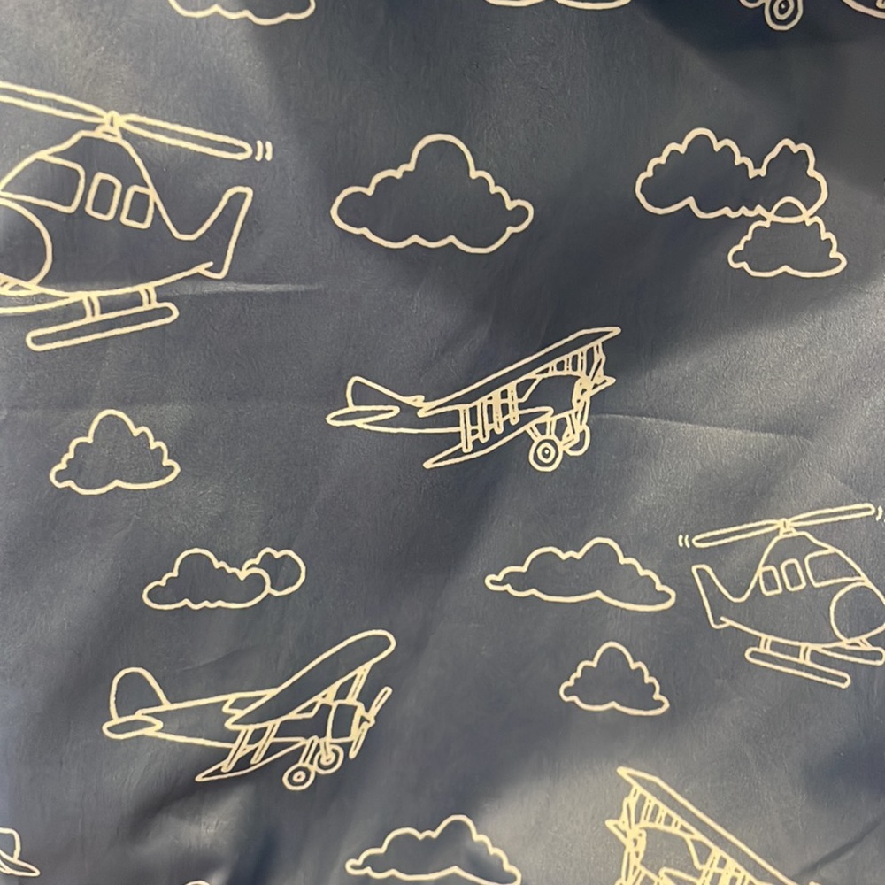 Windbreaker - Picture 6 of 6
